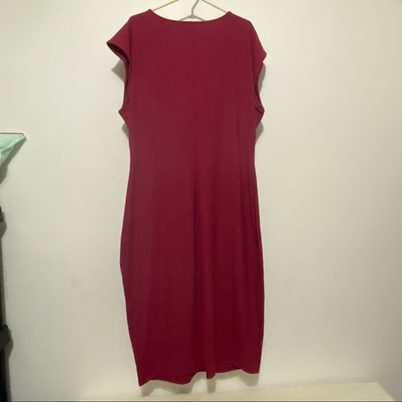 Lane Bryant Cap-Sleeve Twist-Neck Bodycon Wine Dress Size 22/24 - Picture 9 of 14
